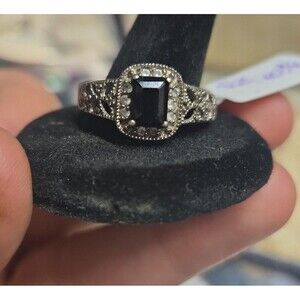 Elegant Black and Silver Ring